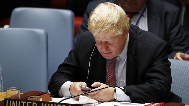 Johnsons Regierung wollte sich zu den Bildern der Chatverläufe nicht äußern. 