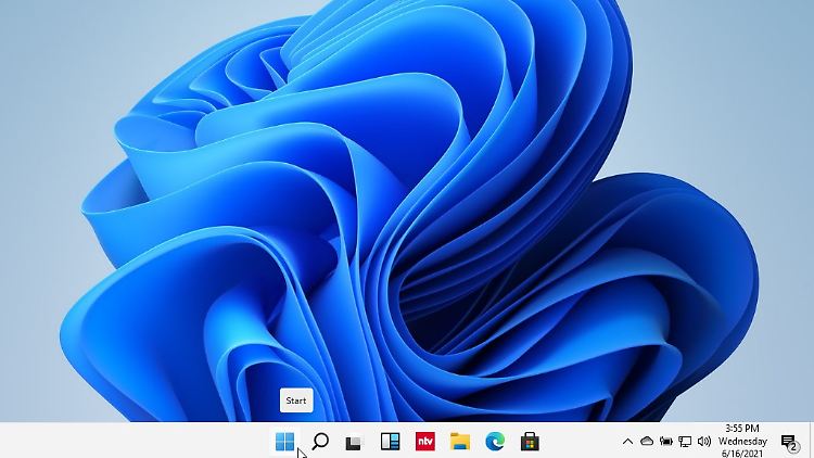 Der Homescreen von Windows 11 mit neuer Taskleiste.