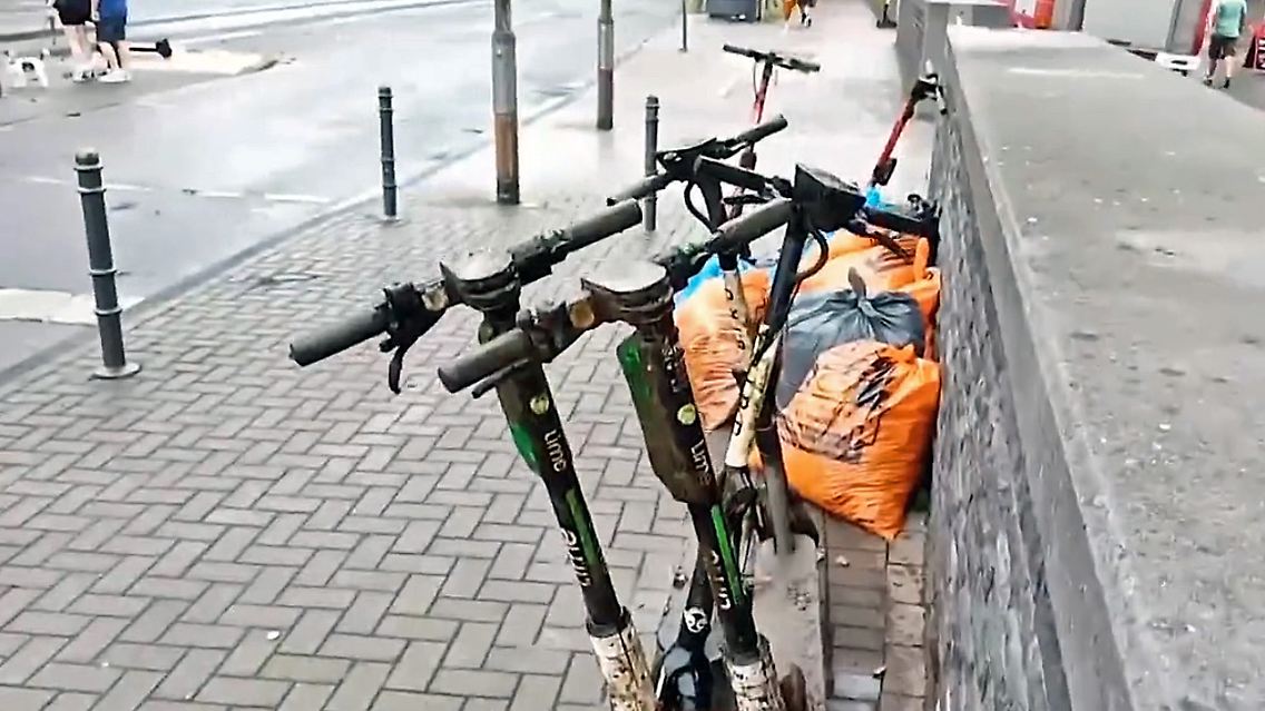 scooter.jpg