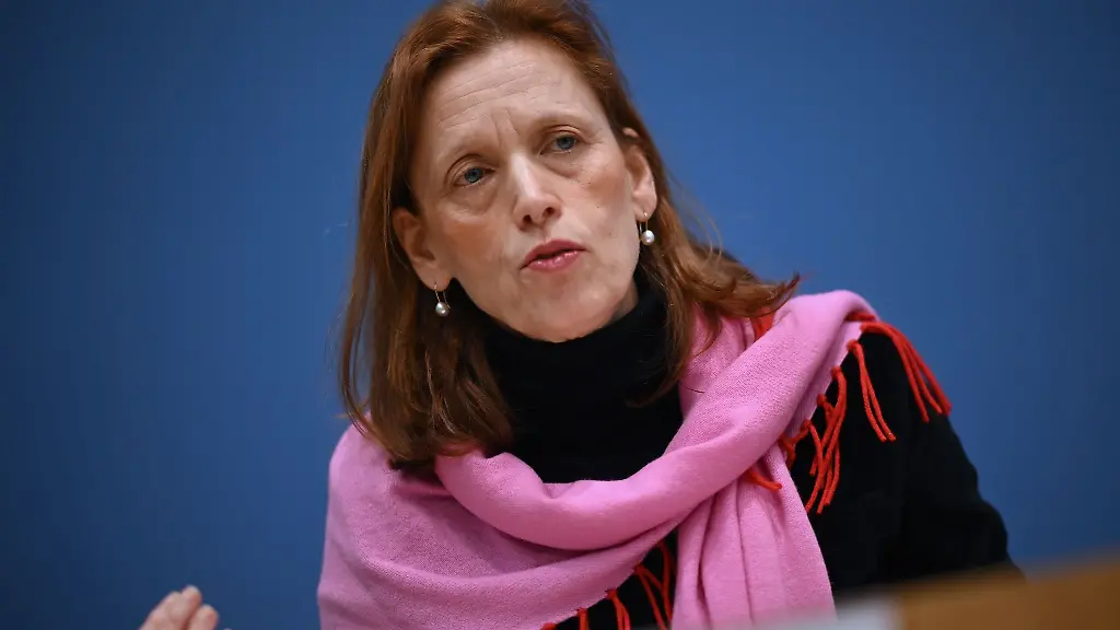 Karin-Prien-kuendigt-einheitliche-Elternbeitraege-bei-der-Ganztagsbetreuung-an