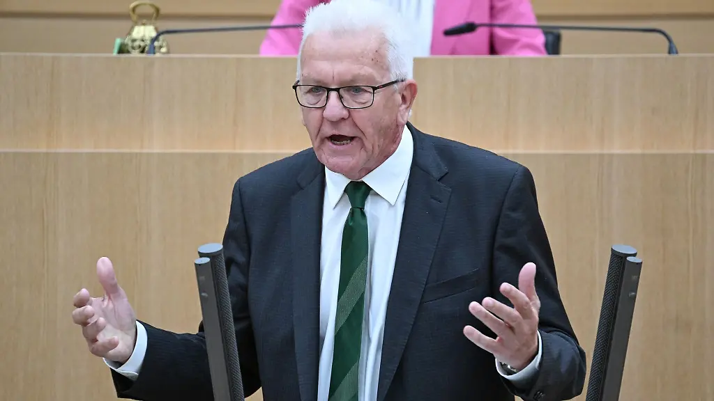 Kretschmann-benutzt-gern-das-Bild-von-den-ausgepressten-Zitronen