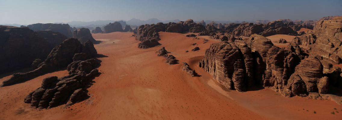 2021-03-04T000000Z_1107972491_RC2B4M97FCHX_RTRMADP_3_SAUDI-NEOM.JPG