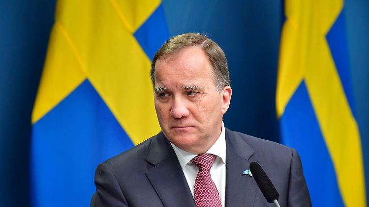 Ministerpräsident Stefan Löfven führt eine Minderheitsregierung und ist auf die Stimmen anderer Parteien angewiesen.