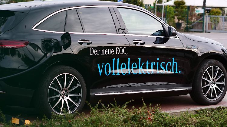 Mehr als die Hälfte der aktuellen Daimler-Modelle sollen in der nächsten Generation nur noch als E-Auto auf den Markt kommen.