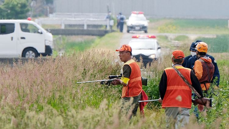 Ungewöhnlichen Szenen in Sapporo: Jäger suchen den Bären