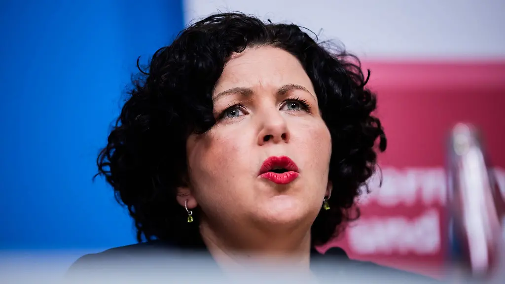 Amira-Mohamed-Ali-rechnet-mit-einer-Mehrheit-im-Brandenburger-Landtag-fuer-Dietmar-Woidke