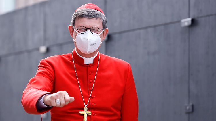 Kardinal Woelki will sich für einen Neuanfang bewegen - doch sieht außerhalb der Amtskirche kaum jemand eine Zukunft mir ihm.