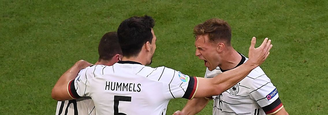 Robin Gosens, Joshua Kimmich waren Teil einer hungrigen Offensive. Mats Hummels schoss kein Eigentor.