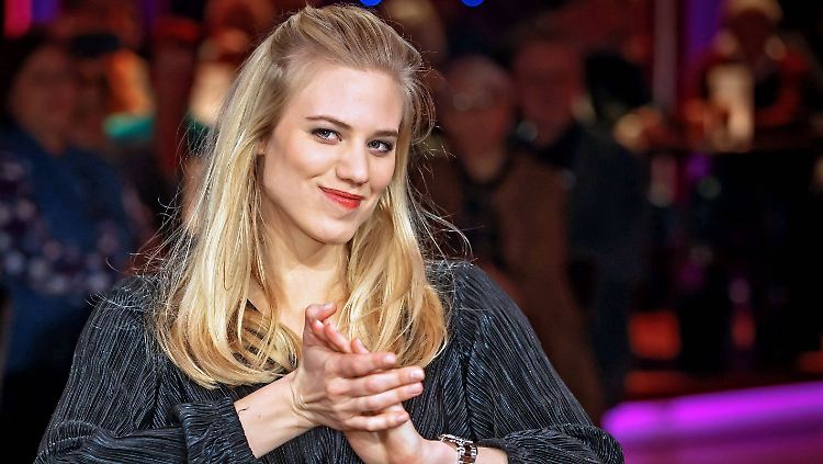 Tritt in der Schweiz in Heidi Klums Fußstapfen: Larissa Marolt.