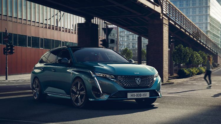 Schärfer gezeichnet und deutlich länger geht der Peugeot 308 SW in den Kampf um die Gunst der Kombi-Fans in Deutschland.