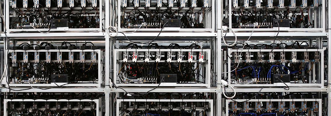 2018-05-03T103334Z_91261153_RC1C56476840_RTRMADP_3_CRYPTO-CURRENCIES-ITALY.JPG