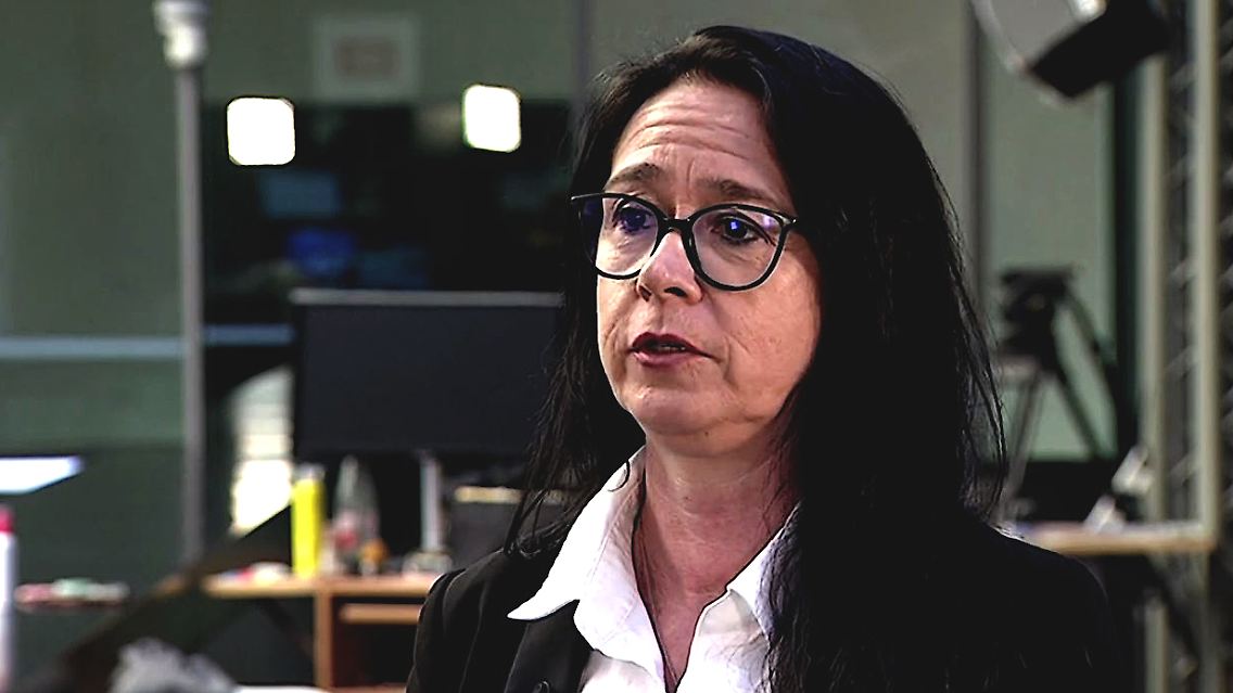 Petra Ahrens.JPG
