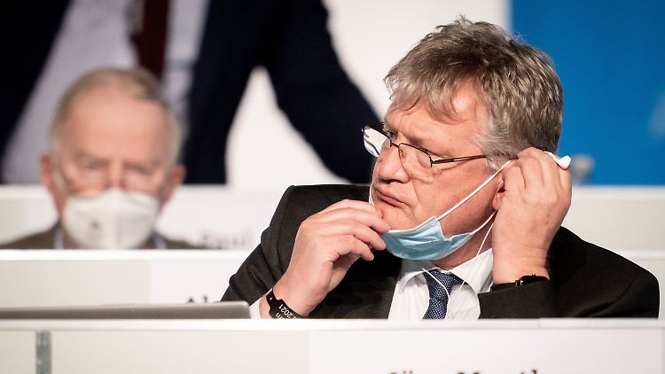 Die Berliner Staatsanwaltschaft will die Immunität von Meuthen aufheben.