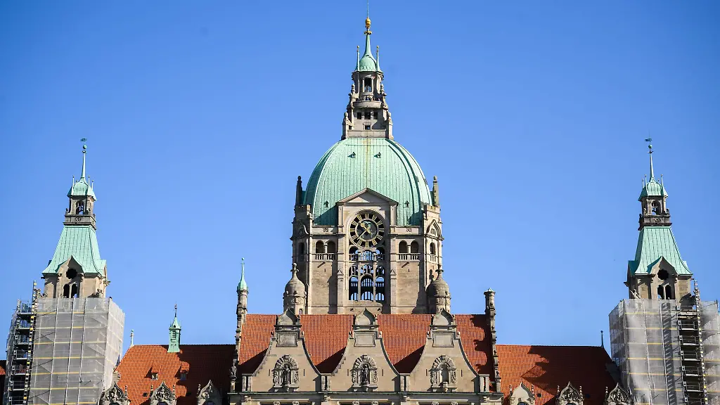 Die-SPD-Fraktion-im-Rathaus-in-Hannover-wollte-kritische-Postings-von-Stadtmitarbeitern-in-sozialen-Netzwerken-ueberpruefen-lassen