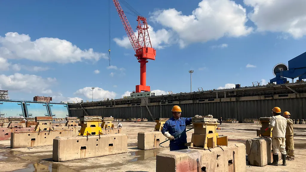 2024-10-12T023514Z-1085051728-RC22GAAYJHJT-RTRMADP-3-CHINA-ECONOMY