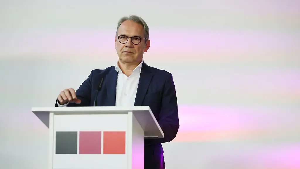 1-100-Ja-Stimmen-der-SPD-sind-zum-Thueringer-Koalitionsvertrag-eingegangen