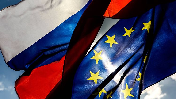 Den Vorschlag Deutschlands und Frankreichs, die Spitzentreffen mit Russlands Präsident Wladimir Putin wieder aufzunehmen, wurde auf dem EU-Gipfel abgelehnt.