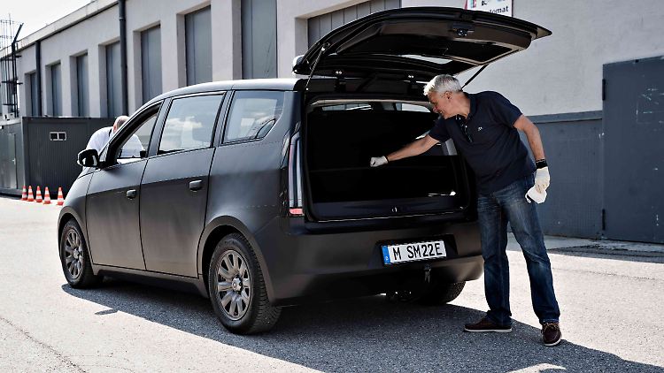 Die Ladekante am Sion soll in der Serienvariante noch vier Zentimeter niedriger werden.