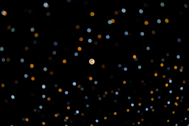 2024-12-02T100148Z-663510107-RC2Z5BAY2XSH-RTRMADP-3-YEAR-END-2024-PHOTOS-BEST