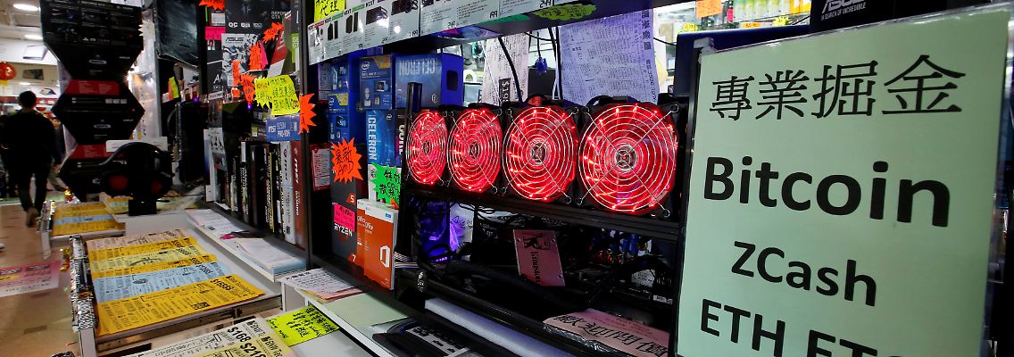 2018-02-21T001326Z_116832499_RC18765FE2D0_RTRMADP_3_CRYPTO-CURRENCIES-MINING.JPG