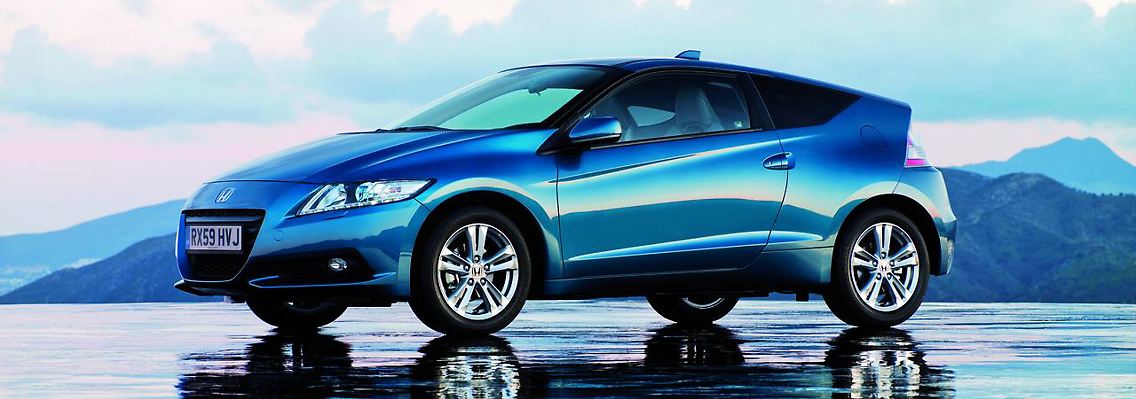 Der Honda CR-Z zeichnet sich durch eine extreme Keilform aus.