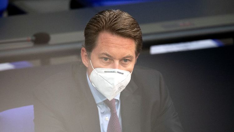 Aus Sicht der Kanzlerin macht Verkehrsminister Andreas Scheuer "eine sehr gute Arbeit".