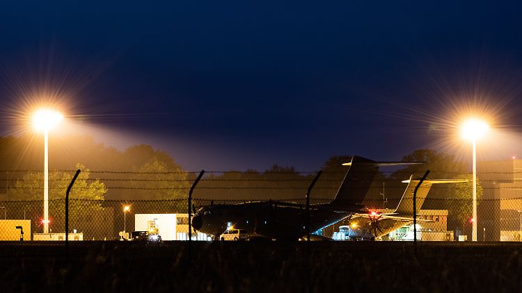 Eine A400M wie diese bringt die Verletzten zurück.
