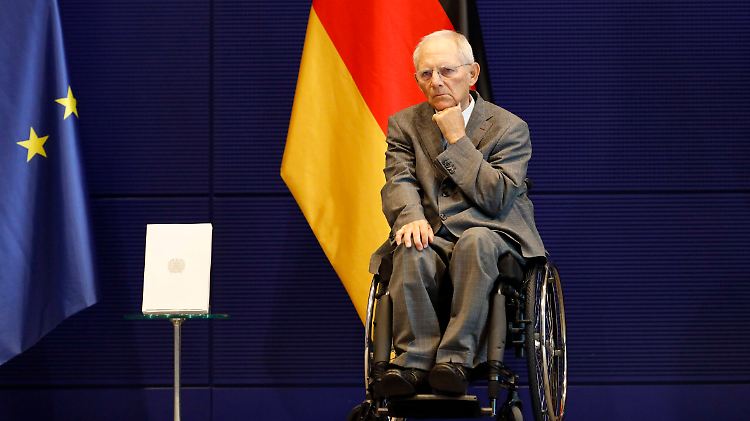 Russia Today sei "ganz offensichtlich kein Sender, der den Grundsätzen von Medienfreiheit auch nur annähernd entspricht", sagte Schäuble.