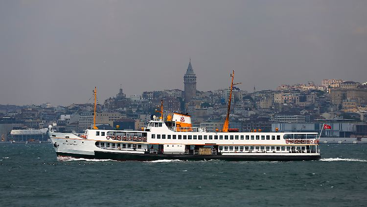 Dem Bosporus drohe ohne den neuen Kanal die Überlastung - sagt der türkische Präsident Erdogan.