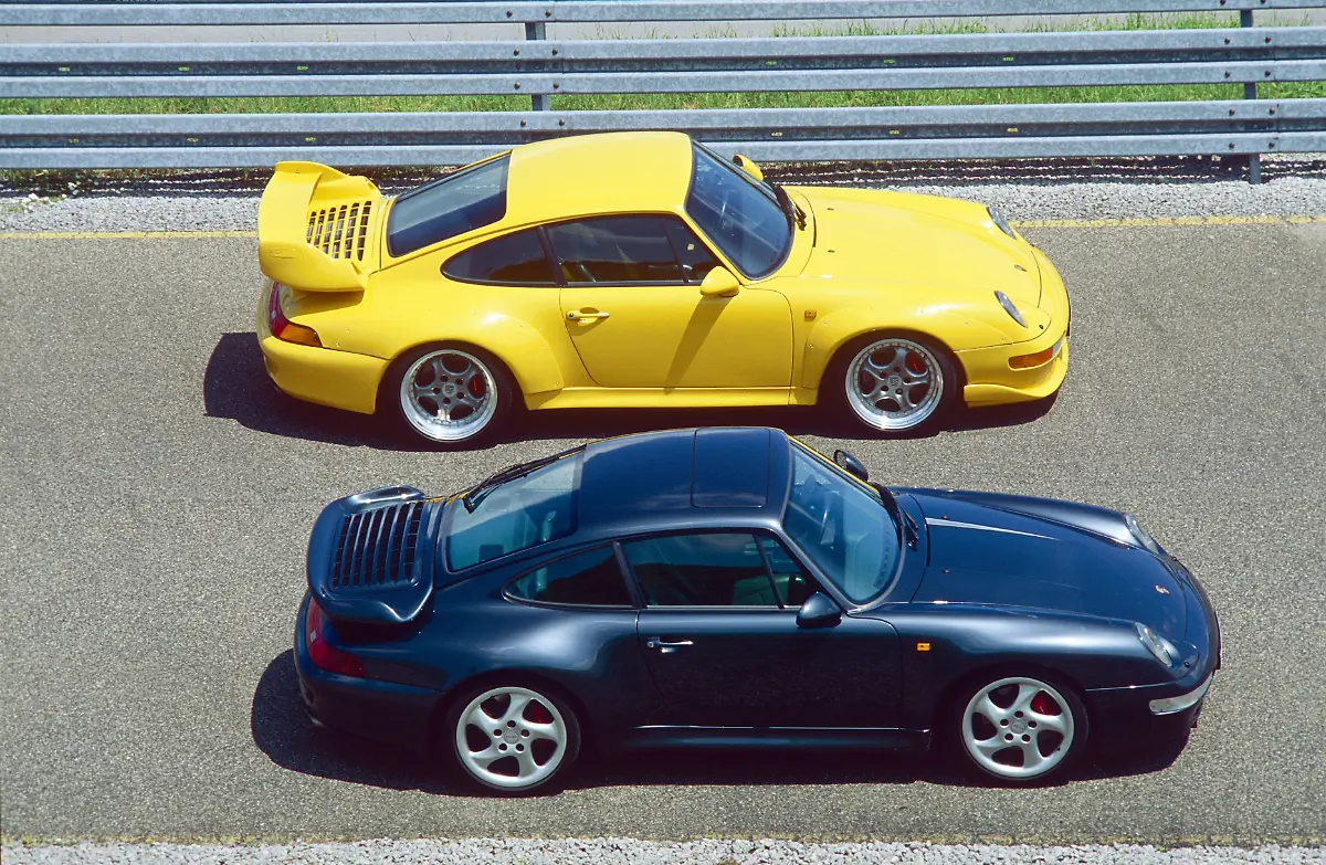 08-Zwei-Turbolader-fuer-den-Turbo-Pionier-der-Porsche-911-Turbo-993-Quelle-Dr-Ing-h-c-F-Porsche-AG