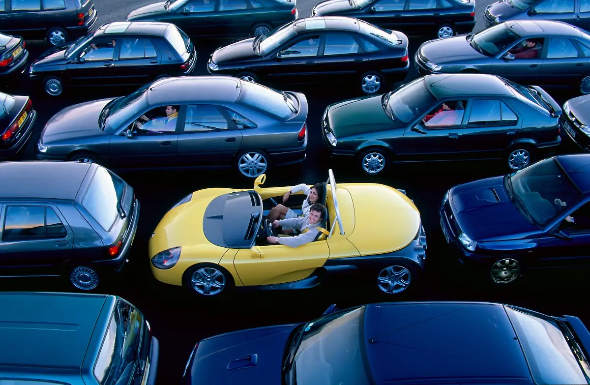 01-Nie-waren-Oldtimer-so-beliebt-wie-heute-Quelle-Renault