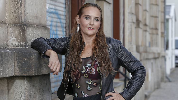 Helena Fürst echauffierte sich über zerschnittene Kabel in einem Stromkasten.