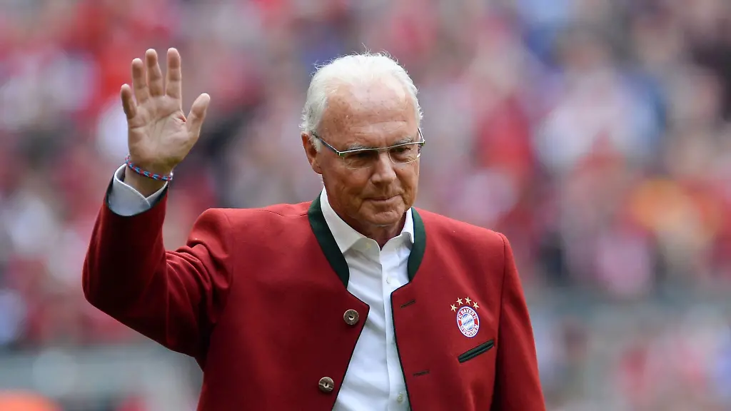 Das-Gedenken-an-Franz-Beckenbauer-soll-die-Mitgliederversammlung-des-FC-Bayern-praegen