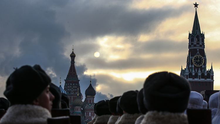 Auch in den dunkelsten Ecken der russischen Geschichte bleibt nichts ungesehen.