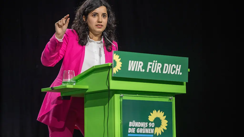Mit-Misbah-Khan-an-der-Spitze-ziehen-die-rheinland-pfaelzischen-Gruenen-in-den-Bundestagswahlkampf