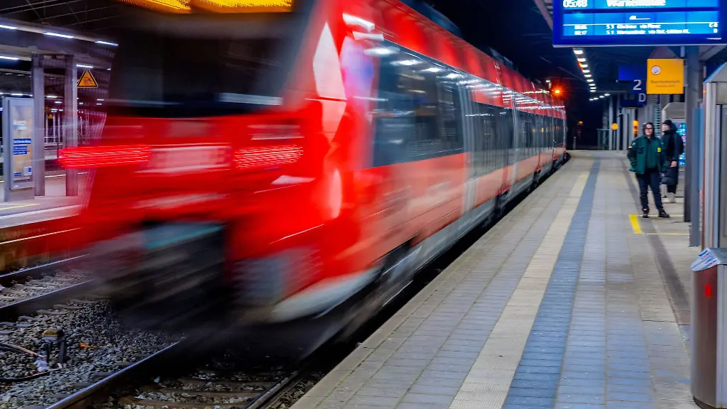 Ab-Montag-verkehren-wieder-S-Bahnen-zwischen-Rostock-und-Warnemuende