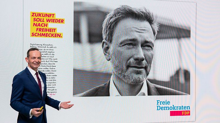Lindner in Schwarz-Weiß: Die neue Kampagne der FDP, vorgestellt von Generalsekretär Wissing.