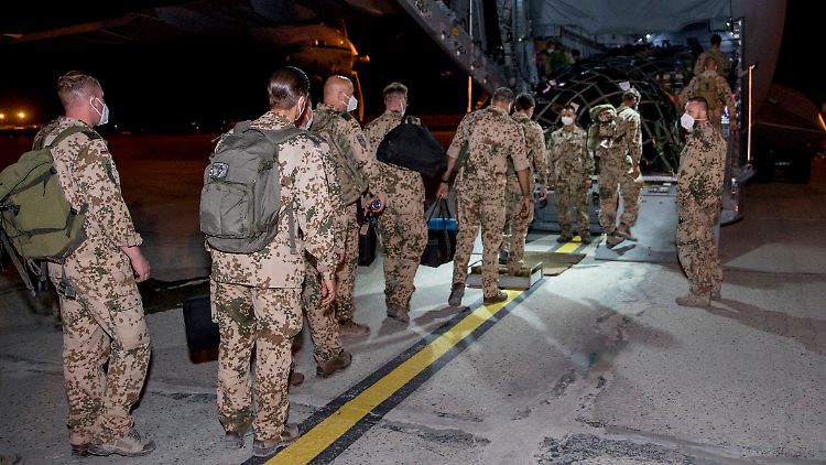Ende einer schwierigen Mission: Die Bundeswehr zieht ab und Afghanistan droht das Chaos.
