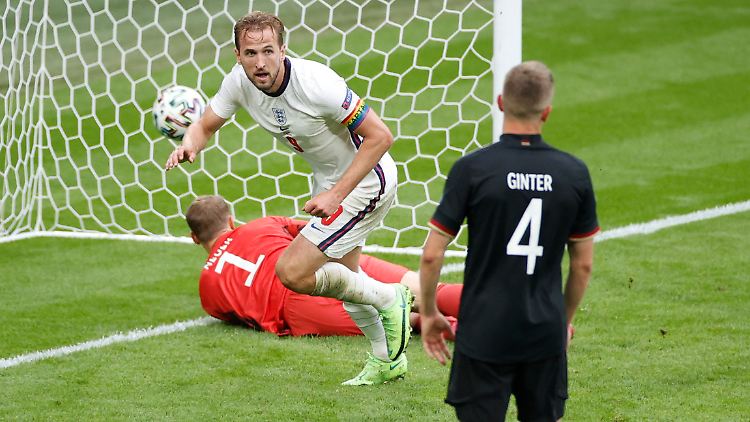 Ersters Turniertor - Kane stellt auf 2:0.