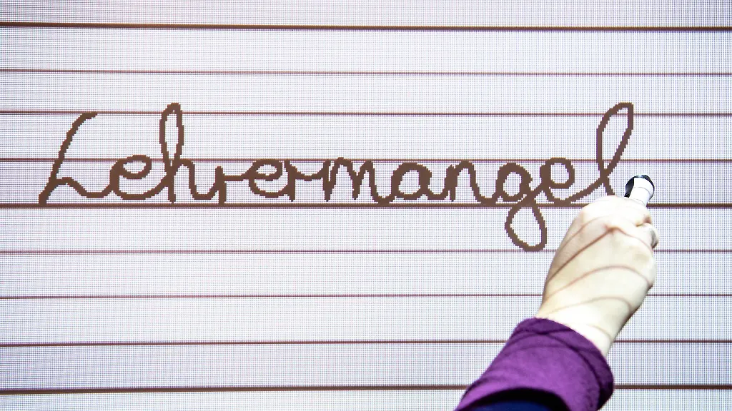 Mit-einem-Arbeitszeitkonto-kaempft-das-bayerische-Kultusministerium-gegen-den-Lehrermangel