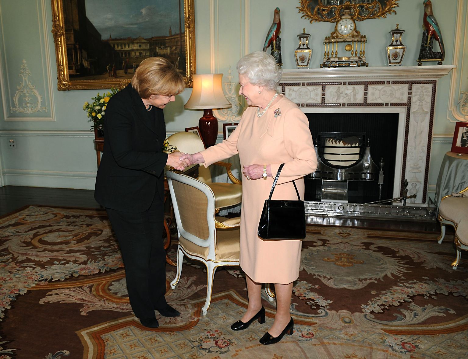 Die Kanzlerin und die Königin - seit Merkel ...