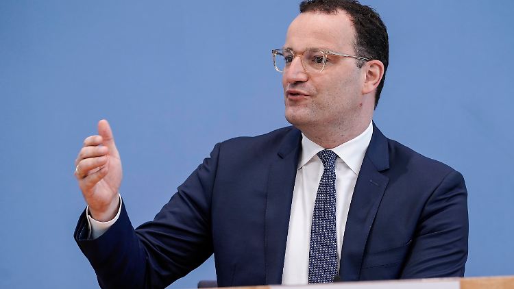 Gesundheitsminister Spahn plant für 2022 mit einem umfangreichen Corona-Impfstoffmix.