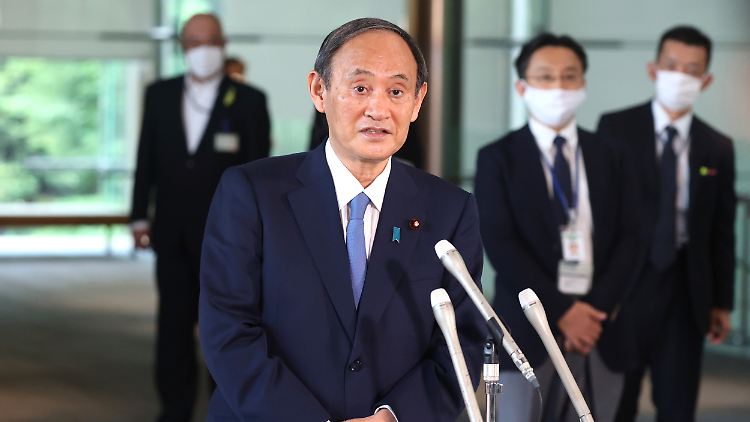 Der japanische Ministerpräsident Yoshihide Suga hält Olympische Spiele ohne Zuschauer für durchaus möglich.