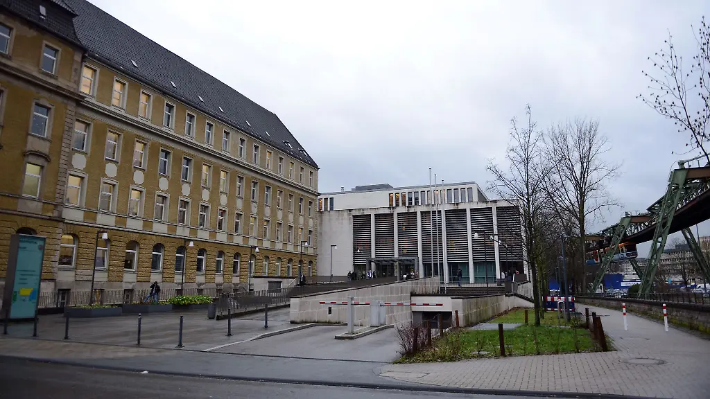 Sechs-Tochterfirmen-des-Autozulieferers-WKW-sind-insolvent-Insolvenzverwalter-Exner-ist-guter-Dinge-im-laufenden-Sanierungsprozess-einen-Investor-zu-finden-Der-Geschaeftsbetrieb-laeuft-unterdessen-weiter