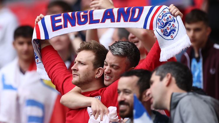 Sind aufgefordert, das Viertelfinale von zuhause zu schauen: Fans aus Großbritannien.