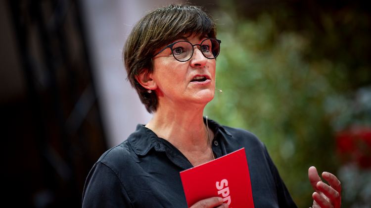 "Viele haben für sich erkannt, dass sie im Homeoffice effektiver und besser arbeiten können", sagt Saskia Esken.