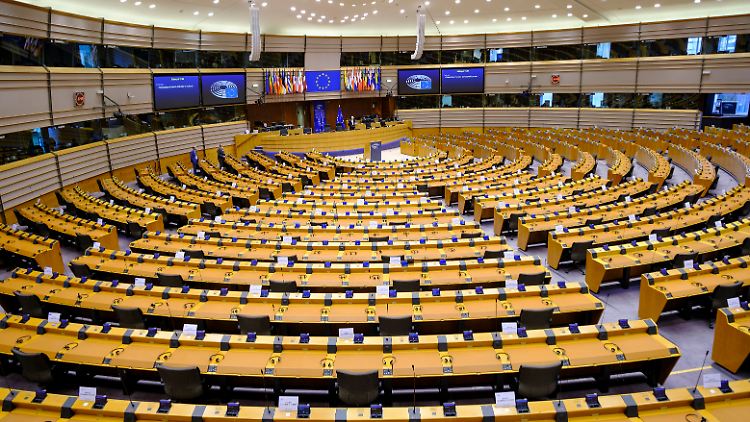 Die Erklärung soll eine "Grundlage einer gemeinsamen kulturellen und politischen Arbeit" im EU-Parlament sein.