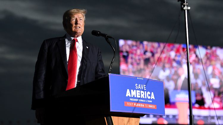 Trump sprach am Samstag vor Tausenden Anhängern.