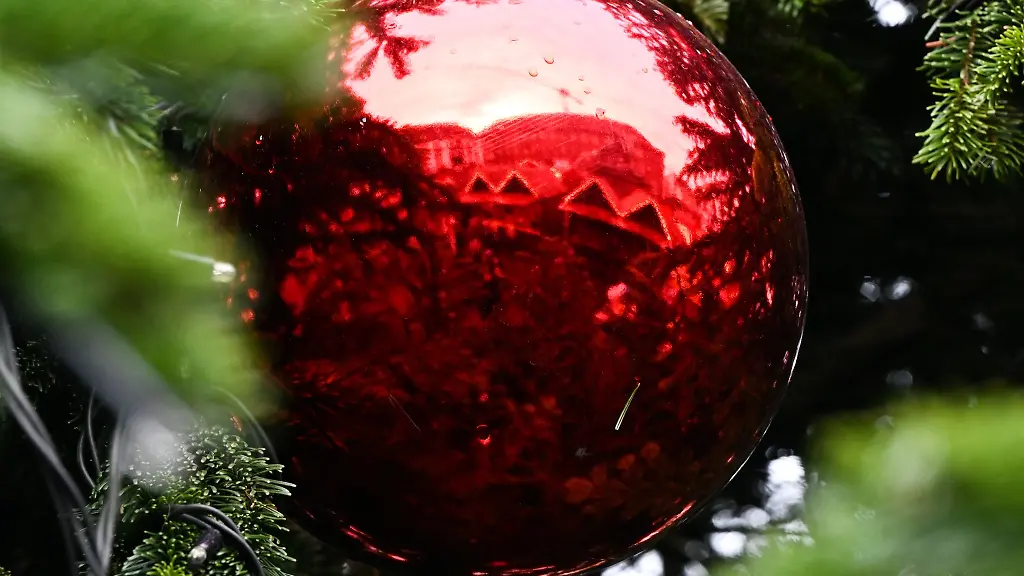 Handgefertigtes-und-Unikate-koennen-auf-dem-Markt-ergattert-werden