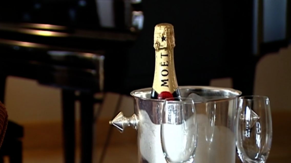 champagner.PNG